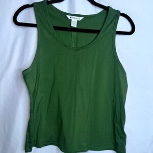 Athleta Womens Size Medium Green Sleeveless Scoop Neck Activewear Tank Top